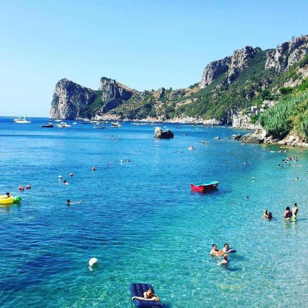 Villaggio Residence Nettuno - camping con piscina in Campania Villaggio Residence Nettuno - camping con piscina in Campania